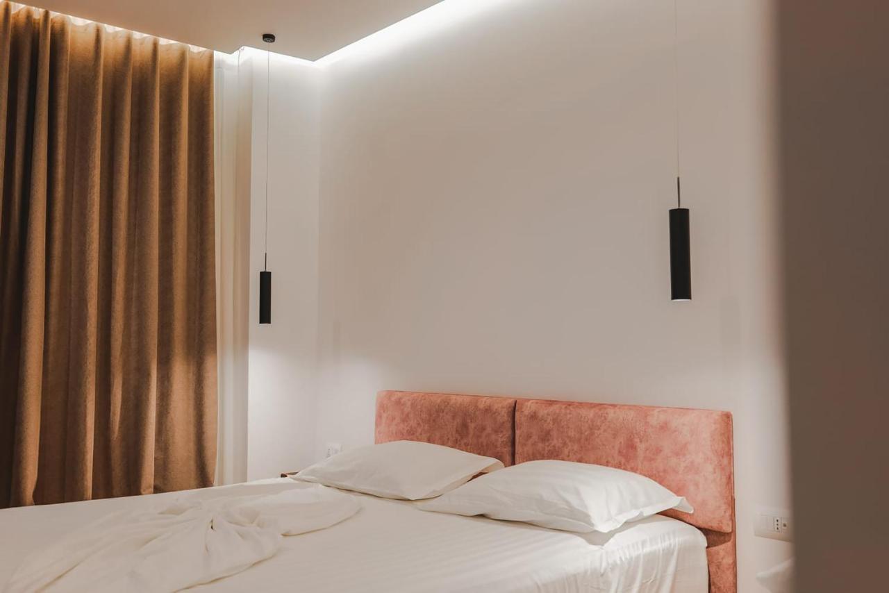 Hotel Havana Саранда Екстер'єр фото