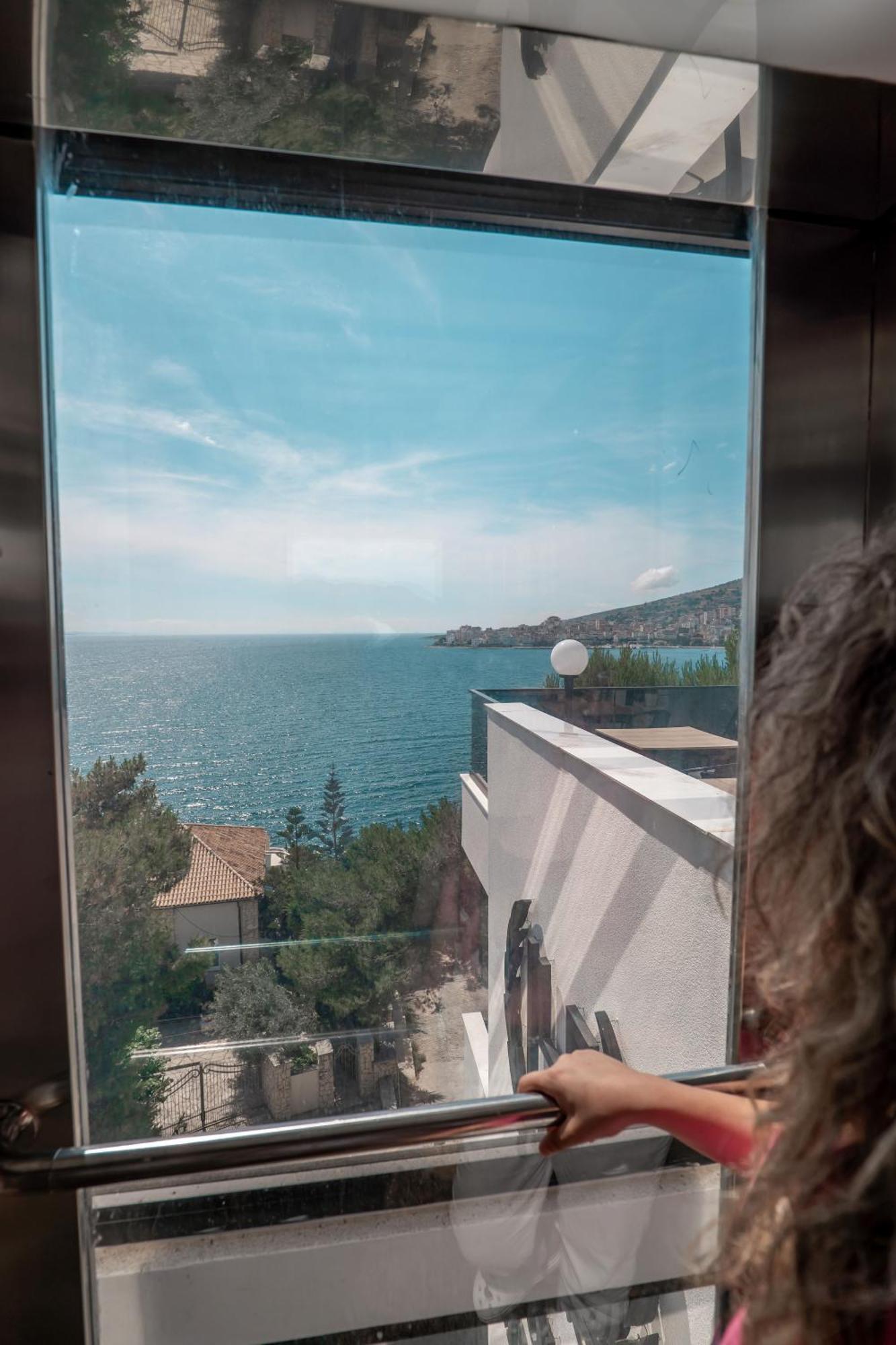 Hotel Havana Саранда Екстер'єр фото