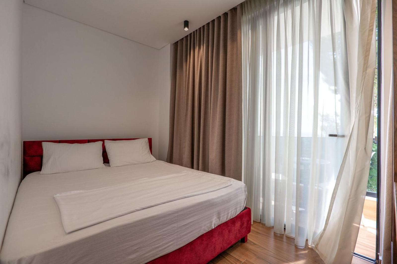 Hotel Havana Саранда Екстер'єр фото